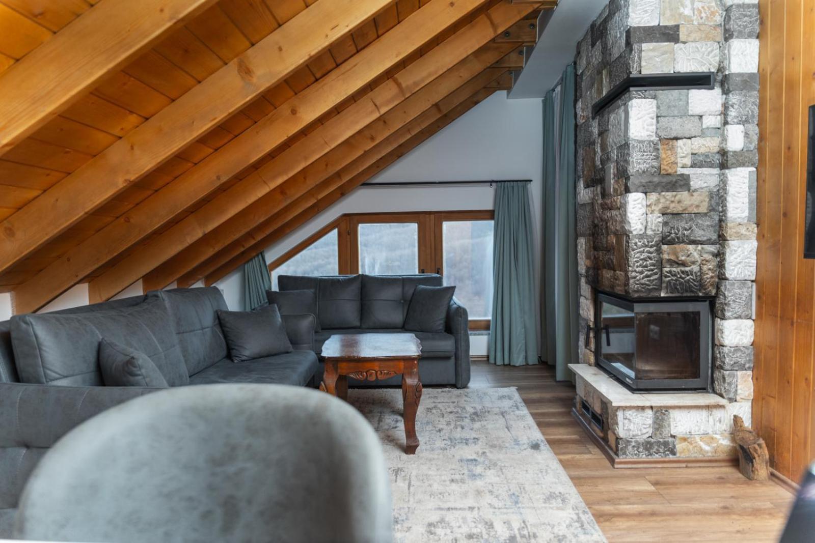 Hotel Prevalla Prizren Esterno foto